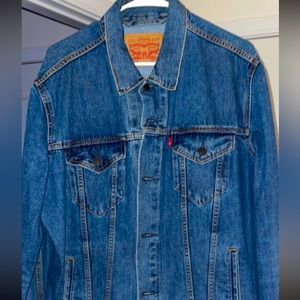 Levi’s Trucker Jacket